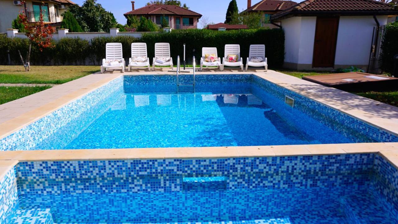 Вила Помело - Family Villa Pomelo Balgarevo Bagian luar foto