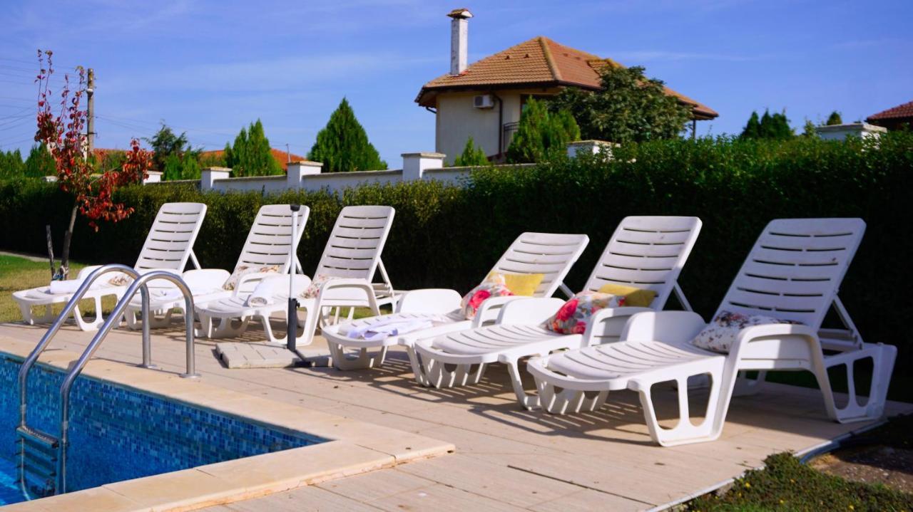 Вила Помело - Family Villa Pomelo Balgarevo Bagian luar foto